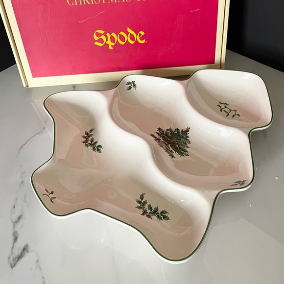 NEW! Christmas Tree Divided Serving Dish by Spode - Picture 2 of 6
